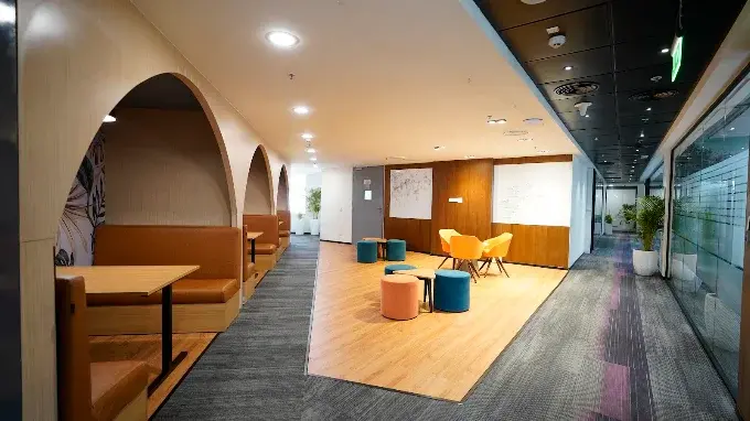 Spring House Workspaces SHGU014 image 3