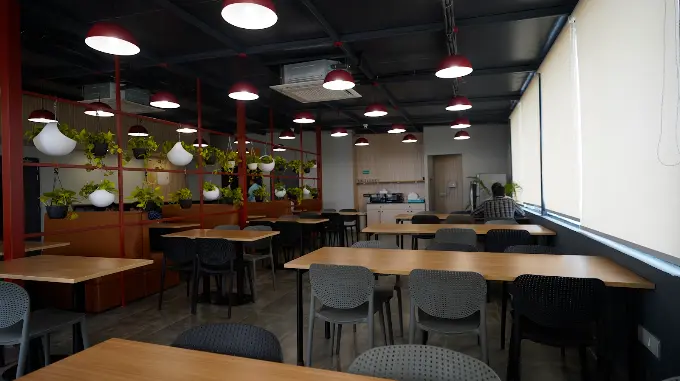 Spring House Workspaces SHGU012 image 2