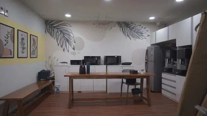 Spring House Workspace sHGU003 image 2